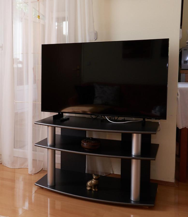 Apartman Nelamore - Krk Town, 300 Meters To The Beach 外观 照片