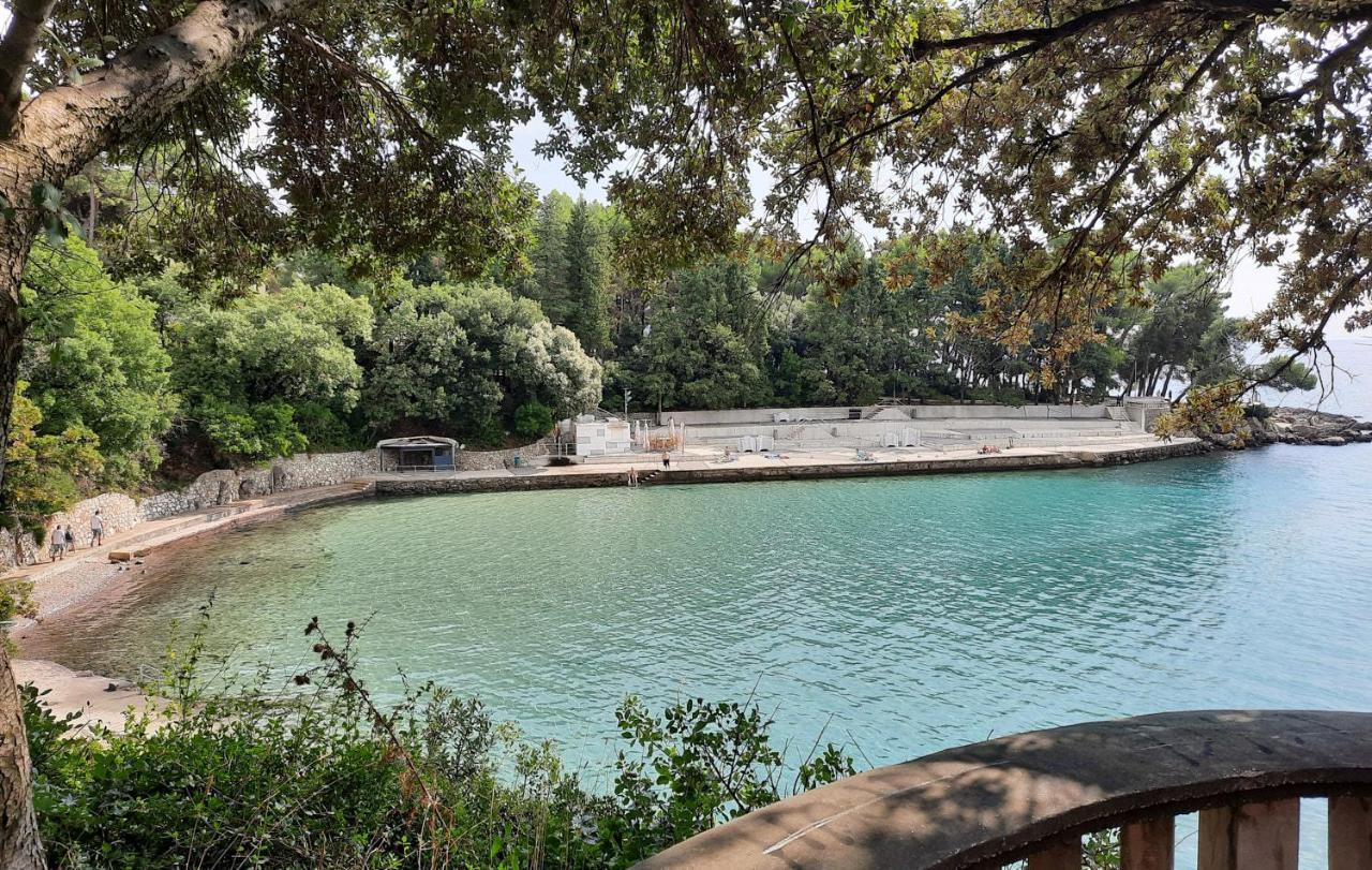 Apartman Nelamore - Krk Town, 300 Meters To The Beach 外观 照片