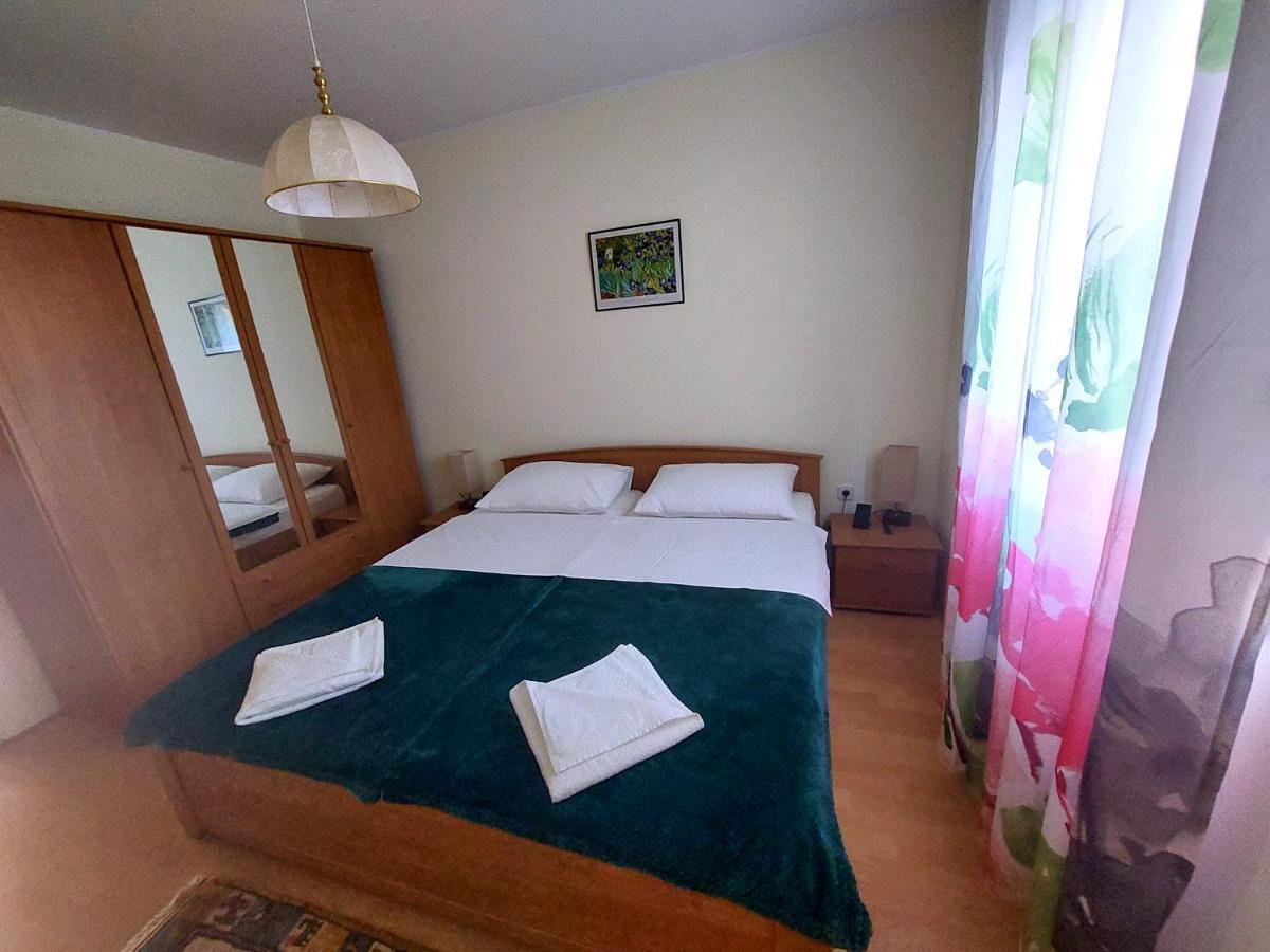 Apartman Nelamore - Krk Town, 300 Meters To The Beach 外观 照片